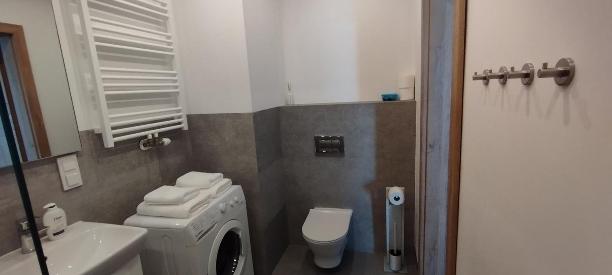 Apartment Efaga Modern Tower Gdynia With Private Parking Space Zewnętrze zdjęcie
